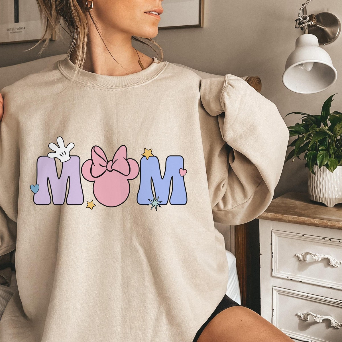 Custom Minnie Mom 70s Groovy Shirt 3 1