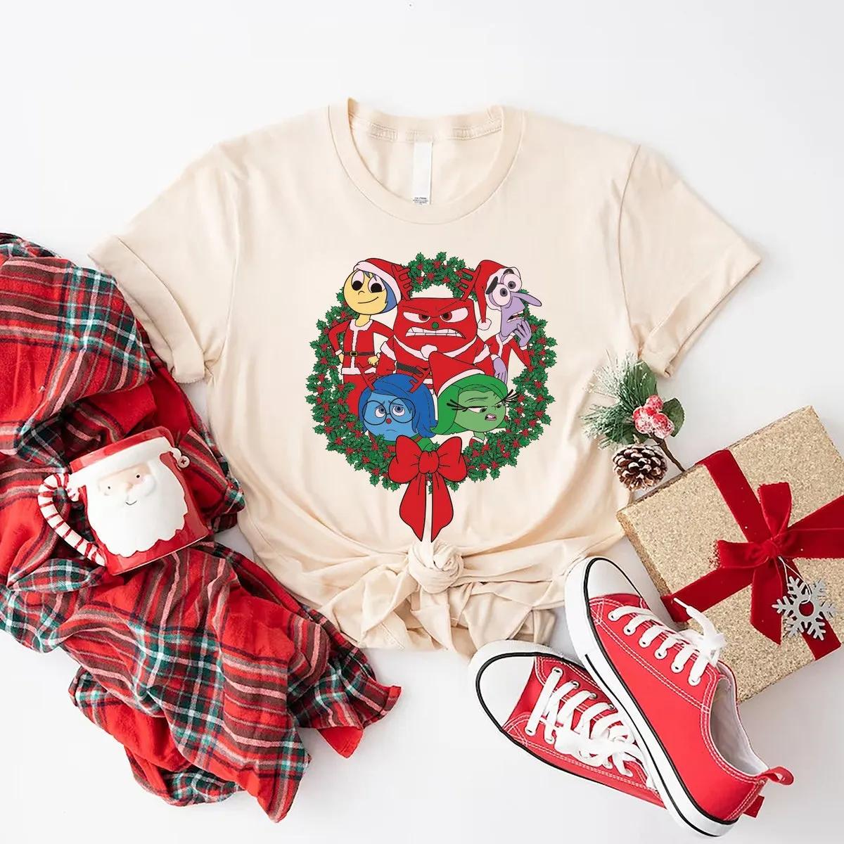 Disney Feels Christmas Tee 4 1