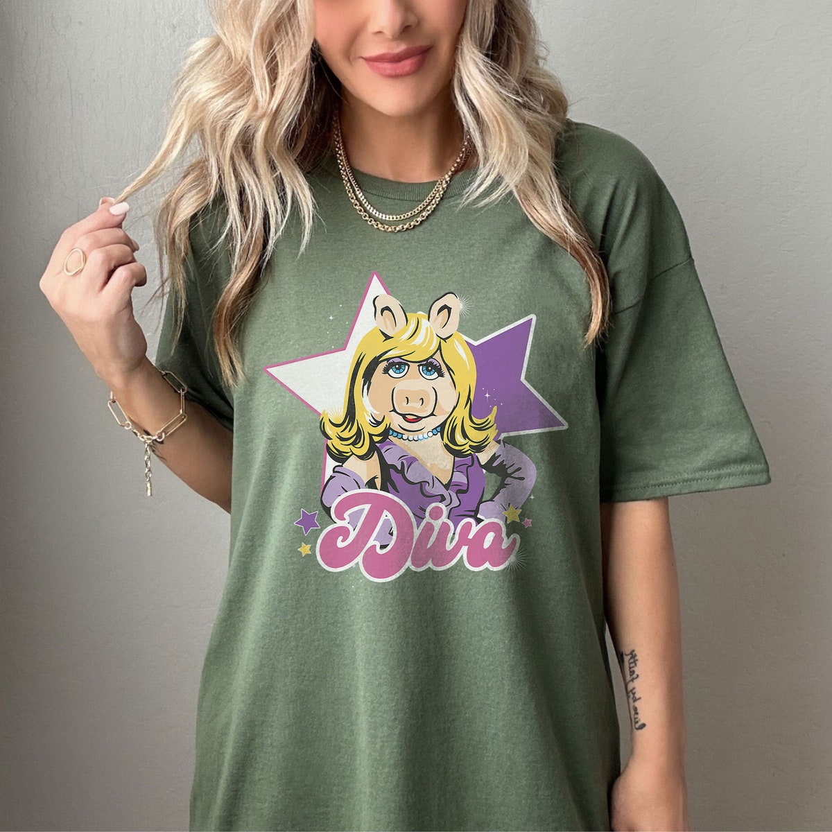 Disney The Muppets Miss Piggy Diva Portrait Shirt 3 1