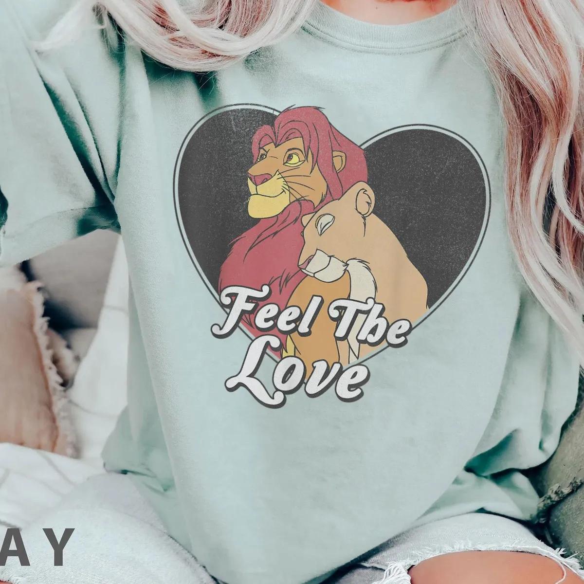 Simba Nala Feel The Love Valentines Day Shirt 4