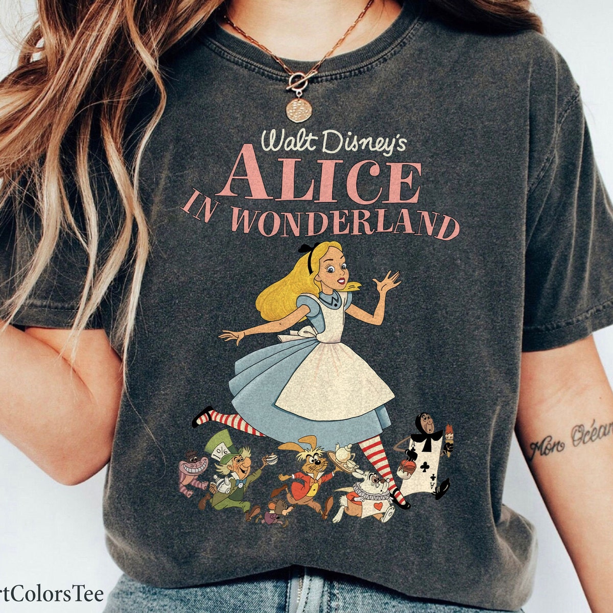 Walt Disneys Alice In Wonderland Shirt 2 1