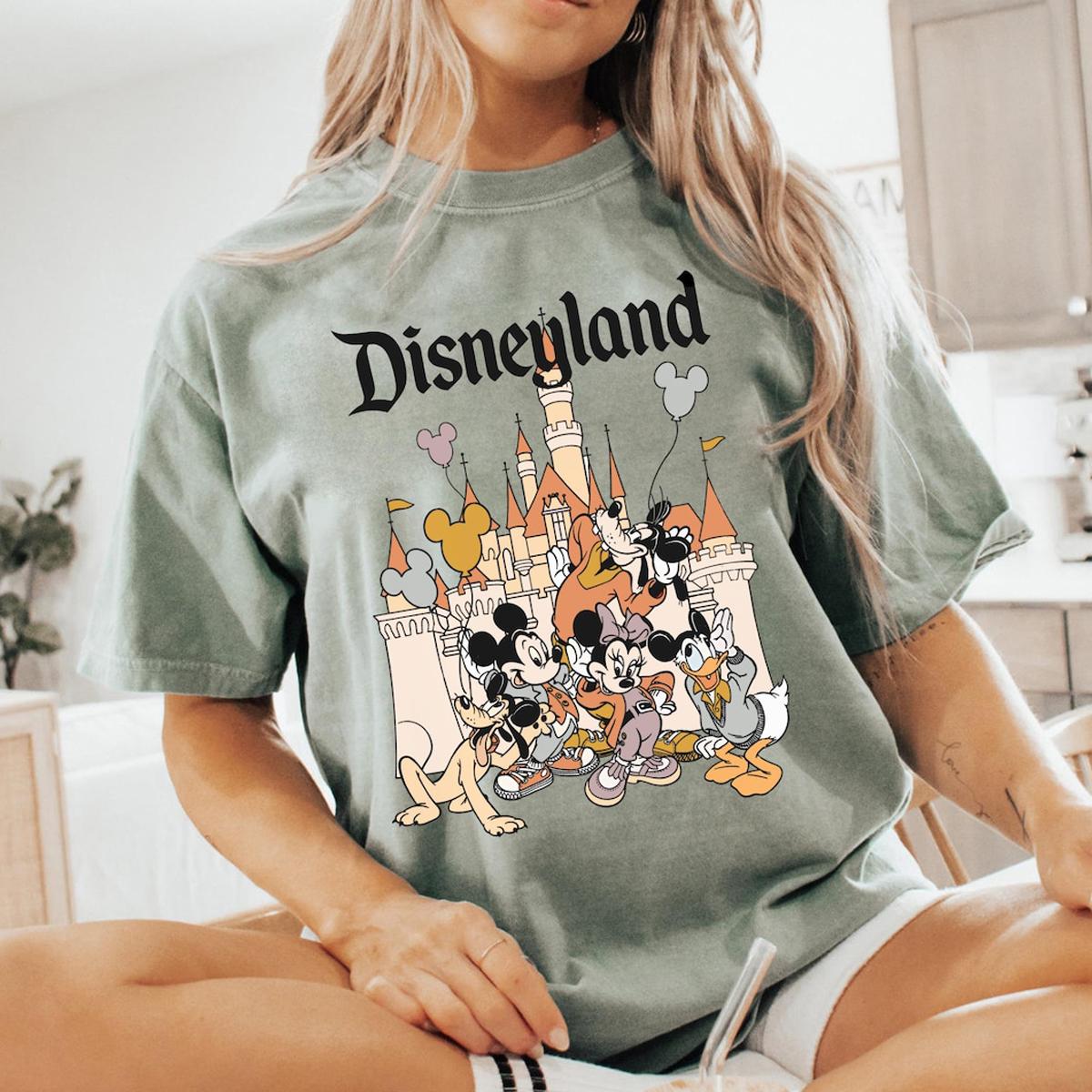 2024 Castle Mickey And Friends Mickey Balloon Shirt 4