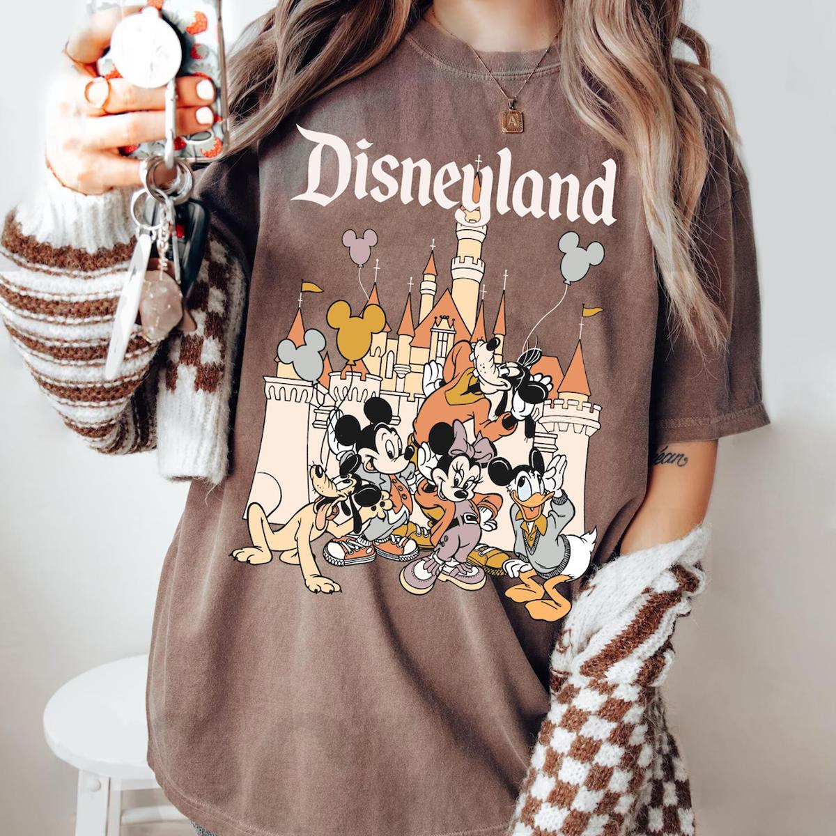 2024 Castle Mickey And Friends Mickey Balloon Shirt 7