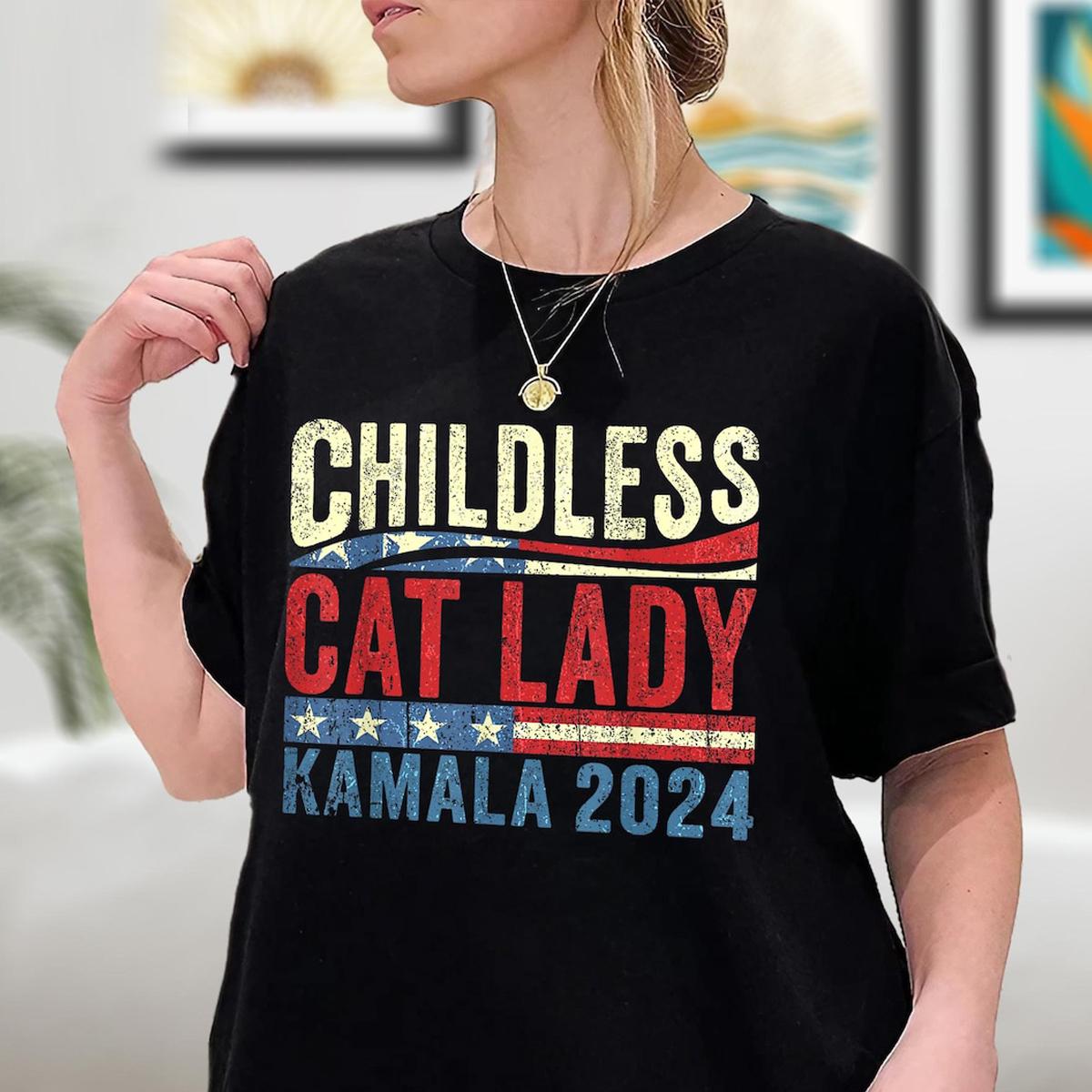 Childless Cat Ladies For Kamala Harris 47 Tee 6