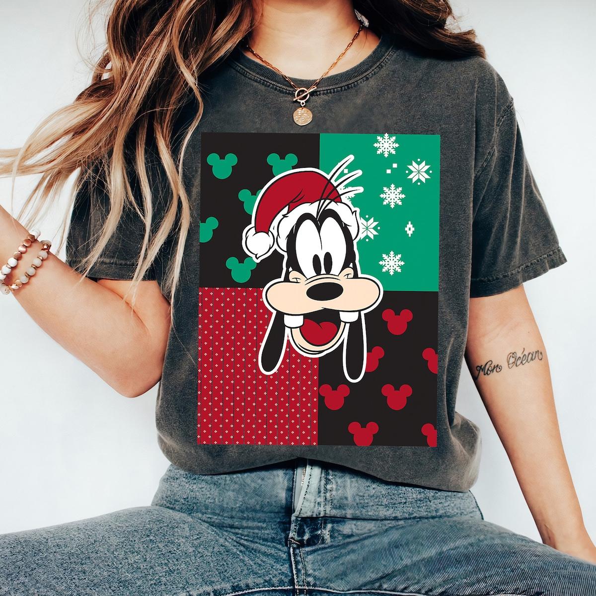 Disney Christmas Santa Goofy Classic Portrait Shirt 2