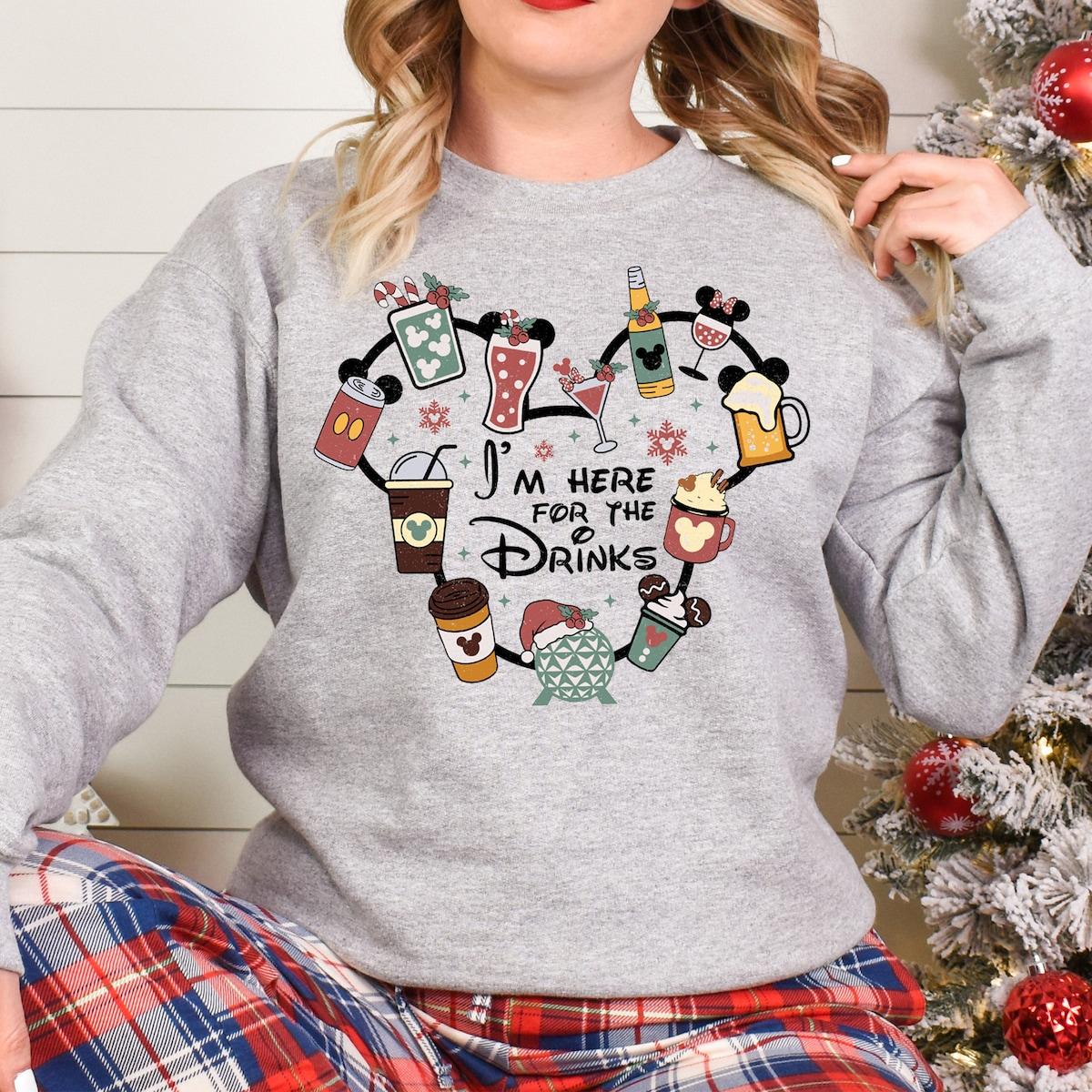 I'm Here For The Drinks I'm Here For The Snacks Christmas Shirt 5