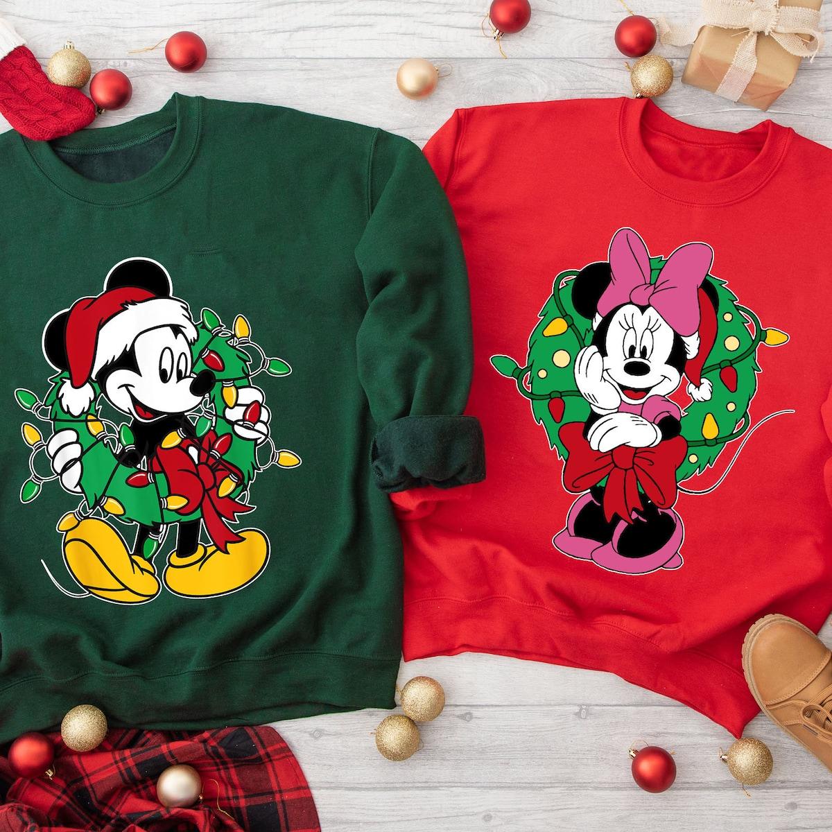 Mickey Minnie Mouse Christmas Wreath Light Shirt 1