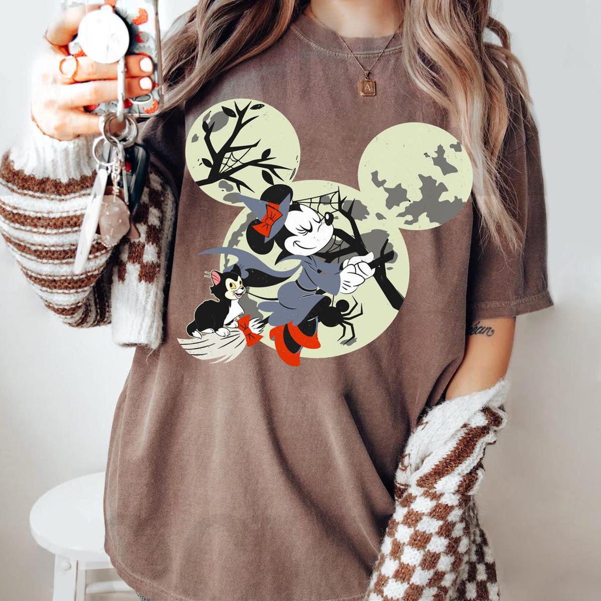 Minnie Mouse Witch Flying Halloween Shirt 3