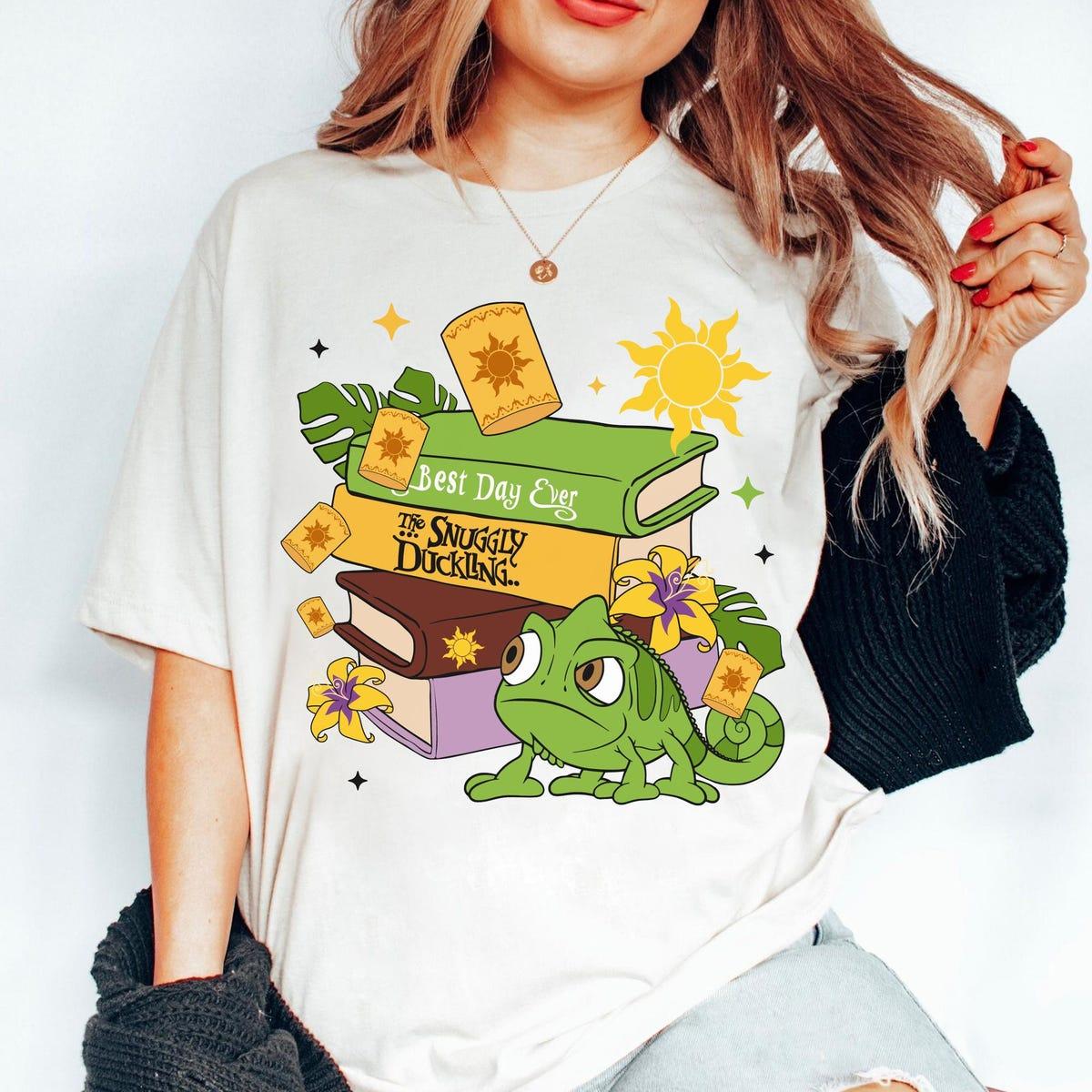 Pascal Sun Lantern With Books Disney Tangled Rapunzel Princess Shirt 3