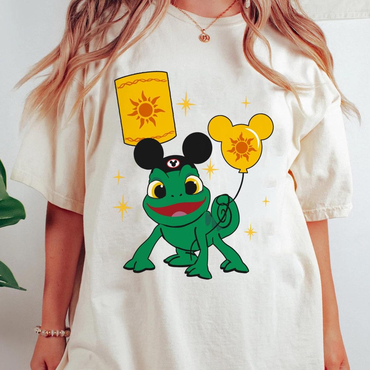 Tangled Pascal Mickey Balloon Sun Lantern Shirt 1