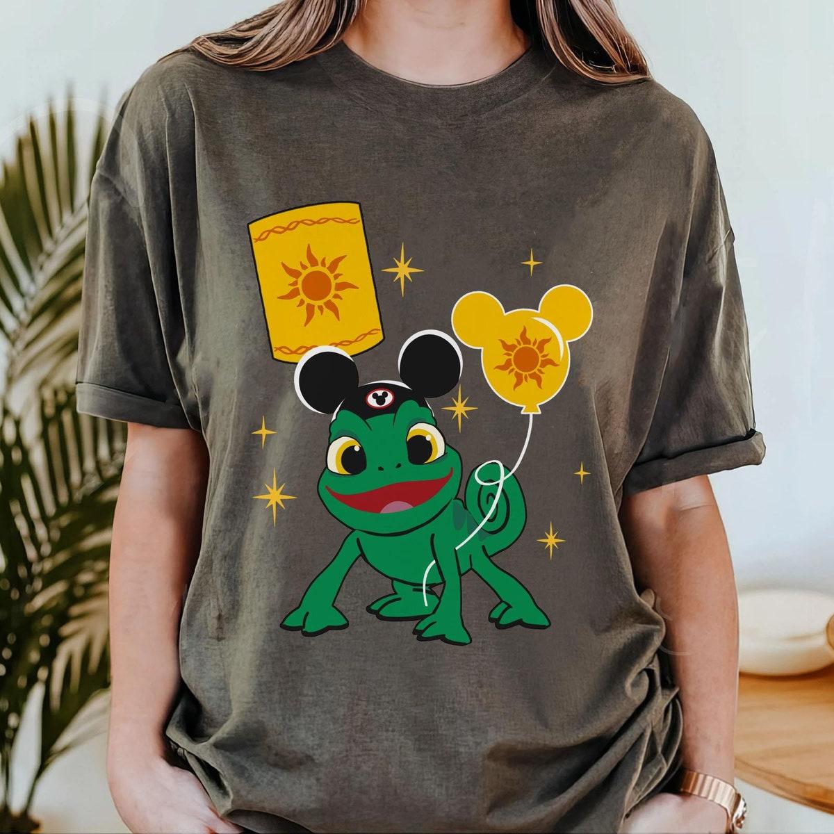 Tangled Pascal Mickey Balloon Sun Lantern Shirt 2