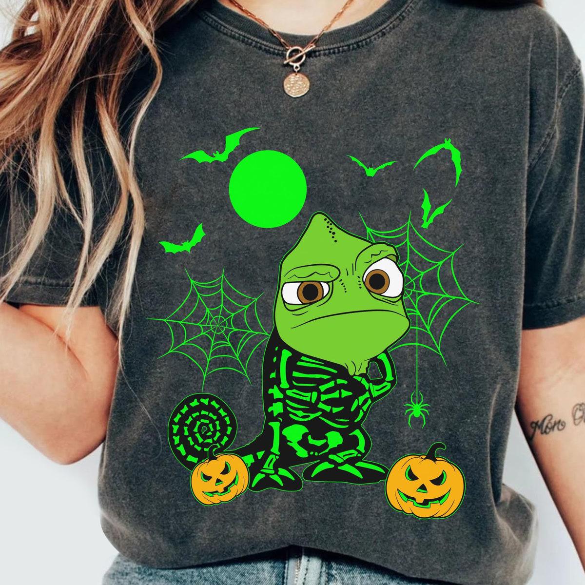 Tangled Pascal Skeleton With Pumpkin Jack o' lantern Shirt 4