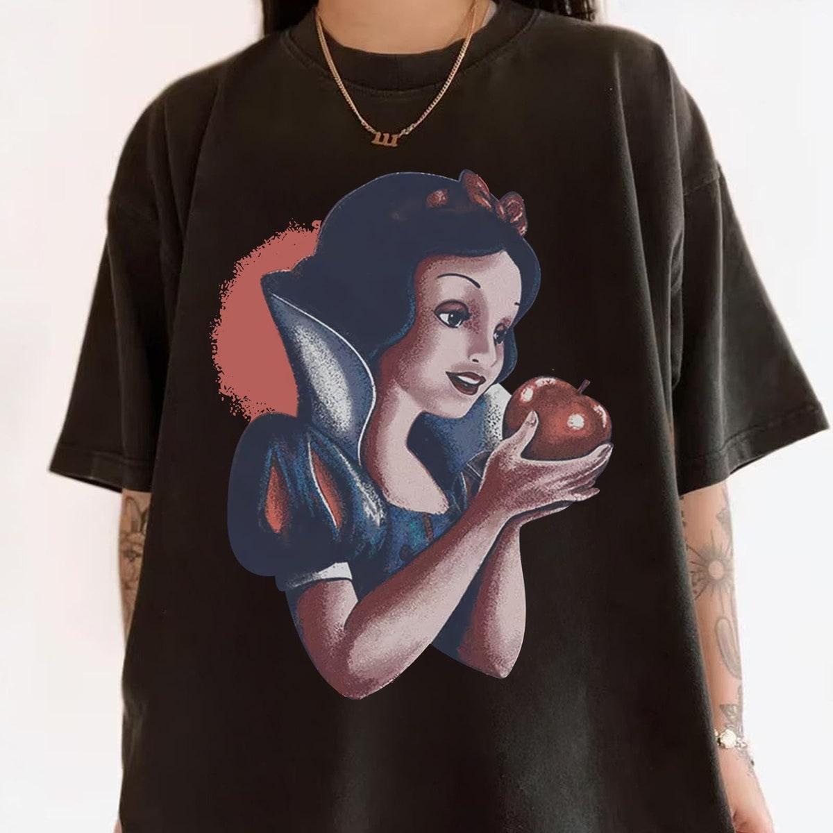 Vintage Snow White Distressed Poison Apple Portrait Shirt 4