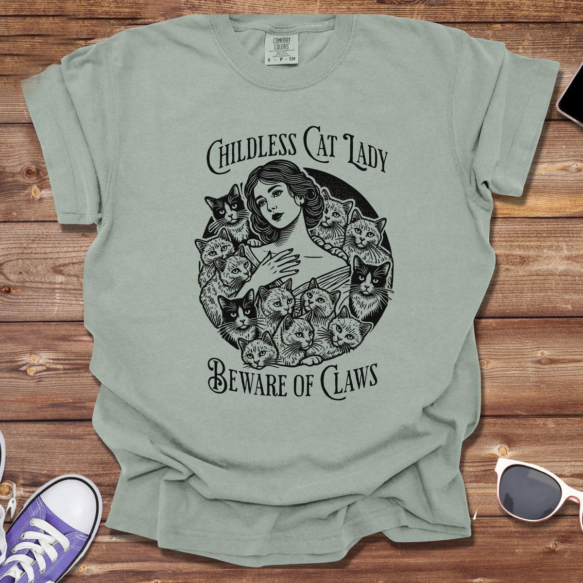 Childless Cat Lady Beware Of Claws Vintage Cat Lady Feminist Shirt 2