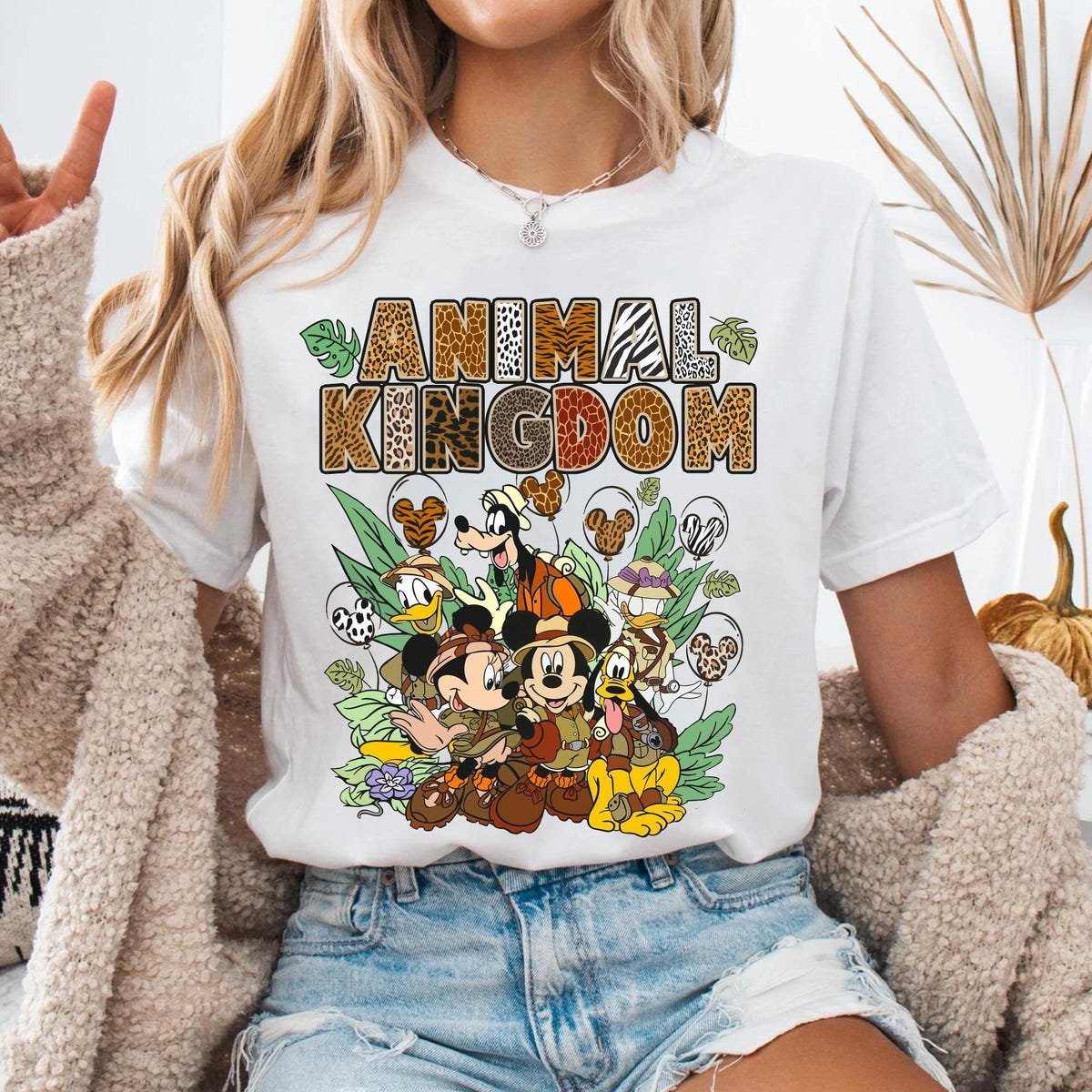 Vintage Disney Animal Kingdom Shirt Mickey Mouse Friends Balloon Design