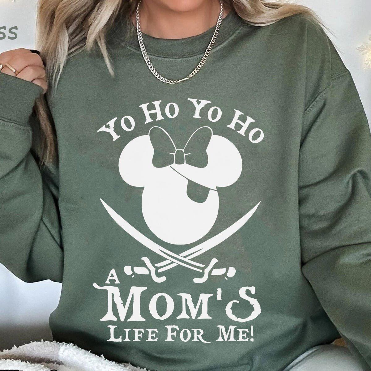 Disney Pirate Mom T-Shirt Mickey Mother's Day Gift Disneyland Tee
