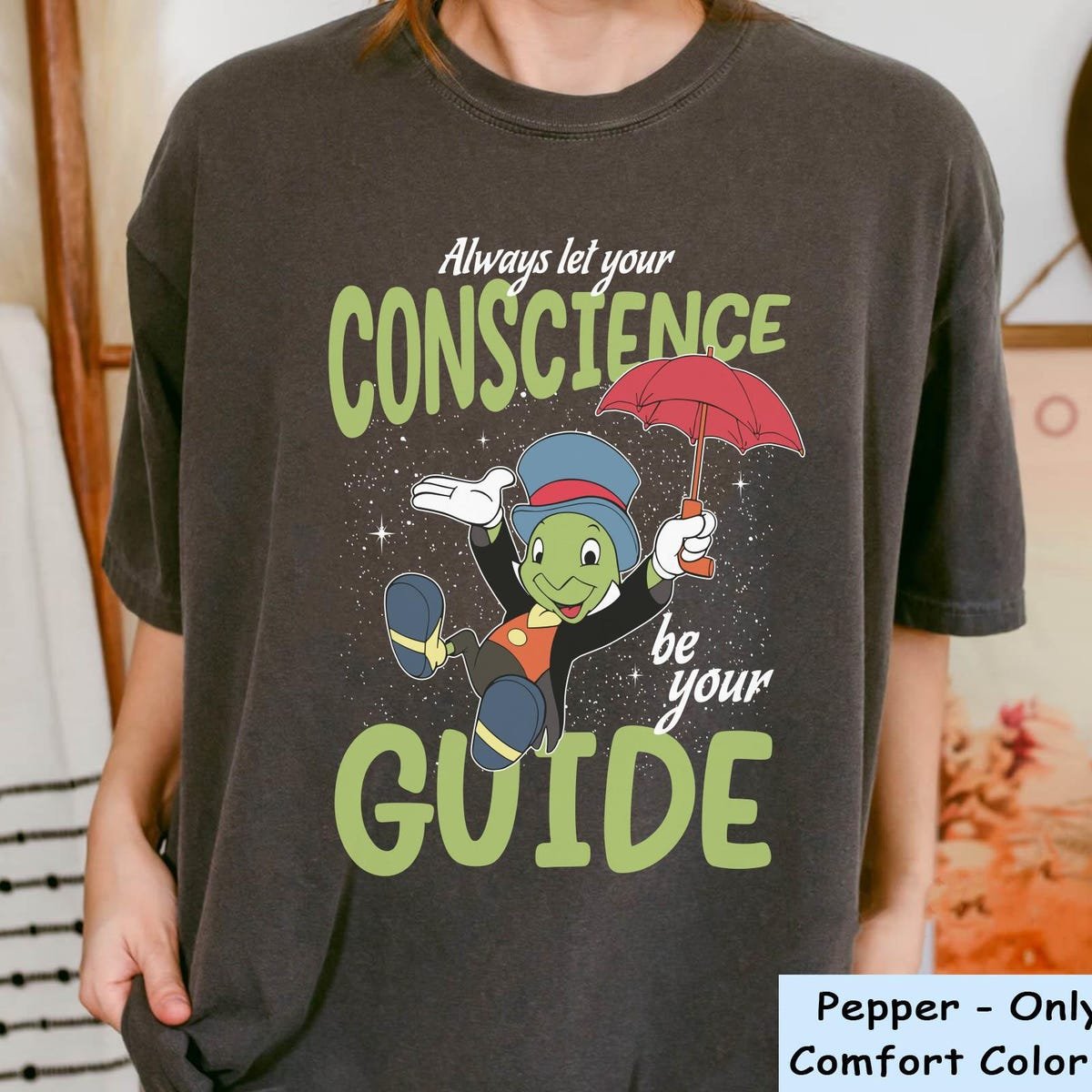 Jiminy Cricket Disney T-shirt Conscience Guide Pinocchio Family Trip Shirt