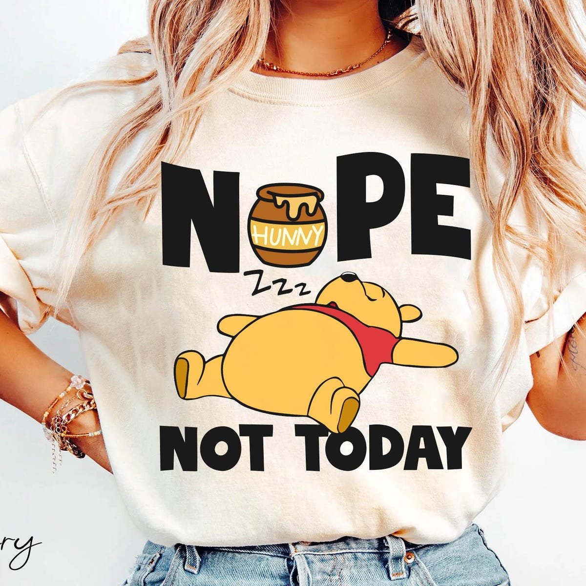 Winnie The Pooh Honey Pot Shirt Cute Disney T-shirt Disneyland Trip