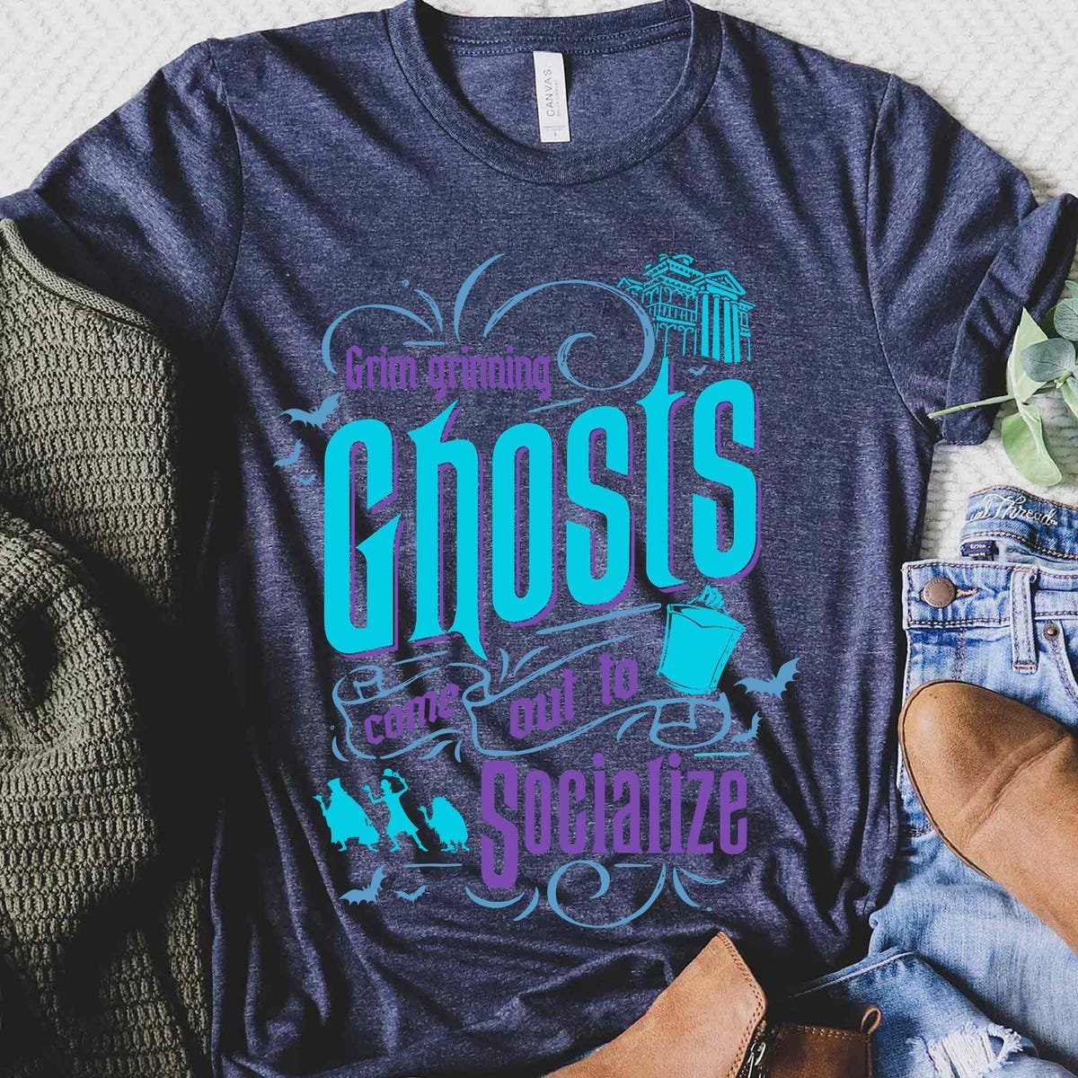 Vintage Disney Haunted Mansion Ghosts Shirt Disneyland Halloween Tee